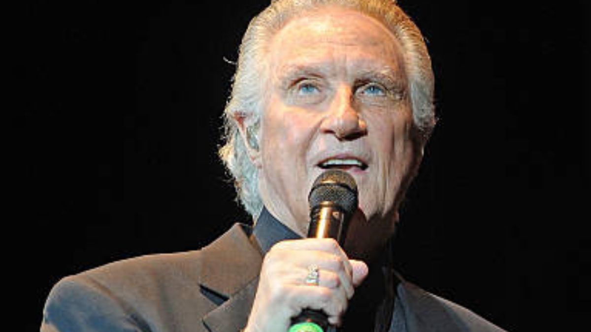 Bill Medley Net Worth