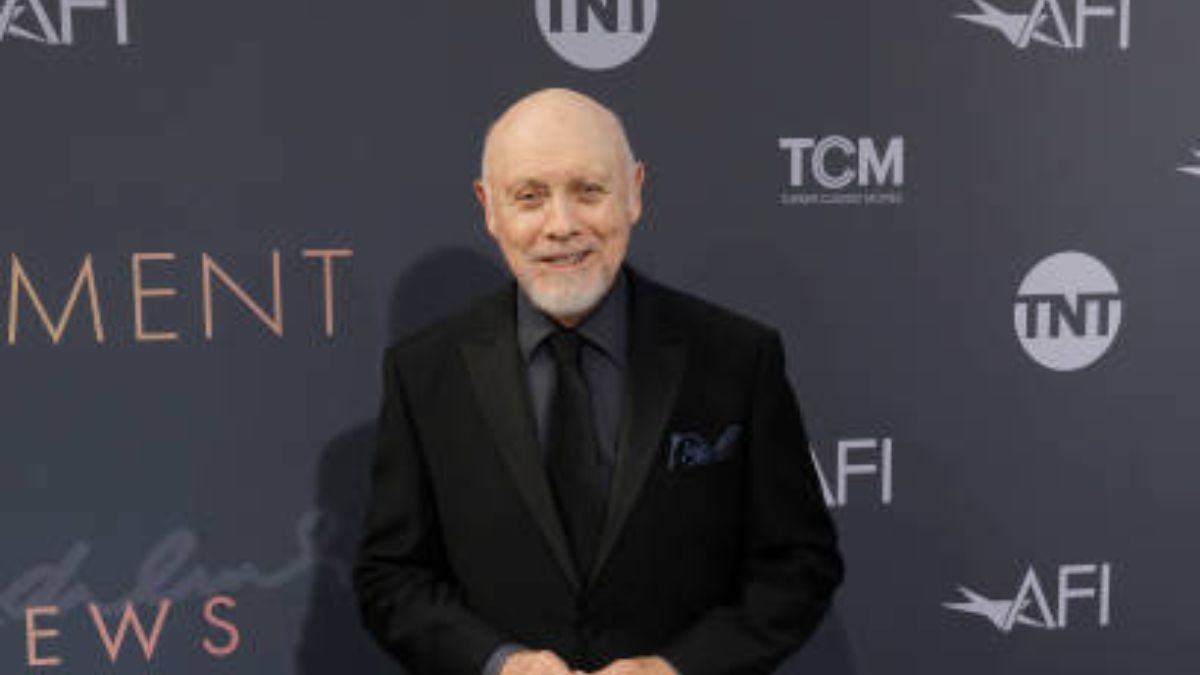 Héctor Elizondo Net Worth