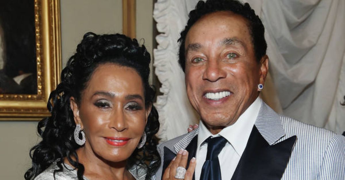 Smokey Robinson Net Worth 2023