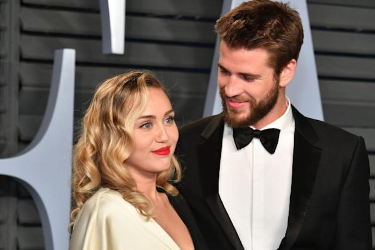 Flowers May Be The Subject Of A Lawsuit From A Hurt Liam Hemsworth